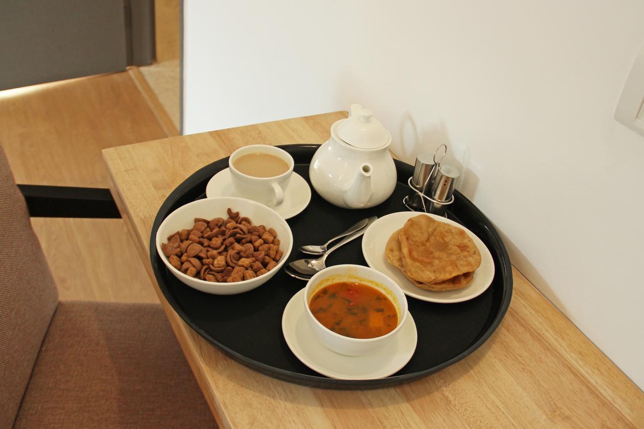 Oyo 9081 Pallavi International Hotel ปัฏนา ภายนอก รูปภาพ